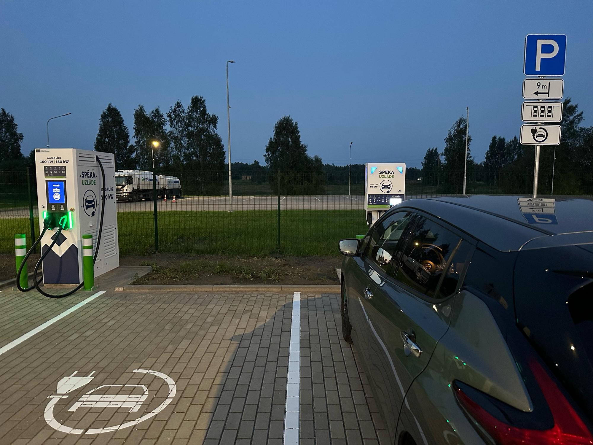 Elektroauto uzlādes staciju ražotājs no Latvijas veiksmīgi nostiprinās Latvijā un ārvalstu tirgos